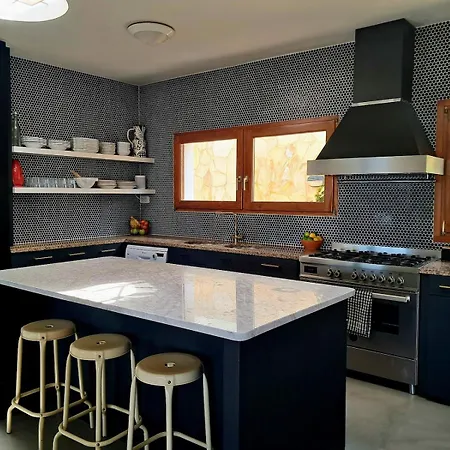 Valparaiso Villa *